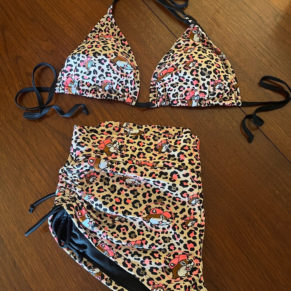 Leopard Buc-ee’s Print Bikini with Black Accents. L. Worn 1x.